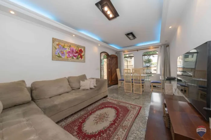 Sobrado para venda em Vila Gustavo com 3 quartos, sendo 1 suíte, 173m²