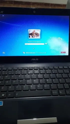 Netbook Asus EeePC Flare séries AR5B95