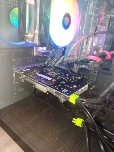 VENDE-SE PLACA DE VIDEO ( LEIA ANTES)