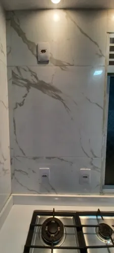 Caixa de Piso Retificado 66×66 Formigres