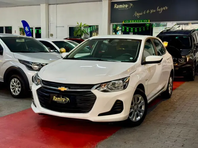 Chevrolet Onix Hatch LT 1.0 8V Flex Power Mec. 4P 2023