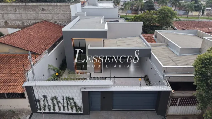 Casa 3 Suítes | 370m² | Alto Padrão | Parque Amazônia | Goiânia