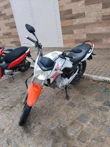 Titan 150 