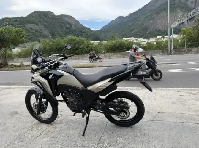 Sahara 300 Honda