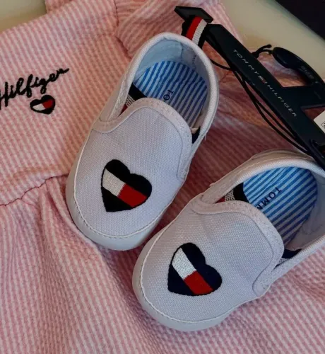 Tênis Tommy Hilfiger Bebê 9-12 meses Novo