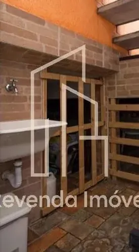 Casa à venda na Lapa com 285m² 7 dormitórios 4 banheiros 3 vagas.