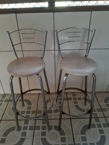 Vendo 2 banquetas