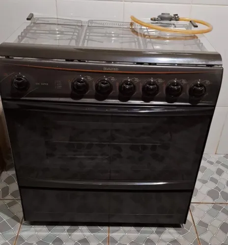 Fogão Dako 6 Bocas com Tampa de Vidro - Conservado