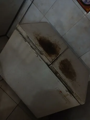 Vende-se freezer usada