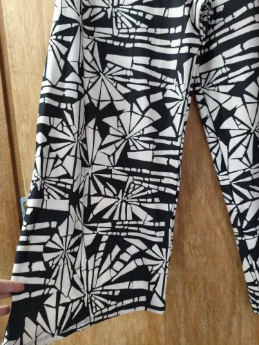 Calça pantalona estampada 