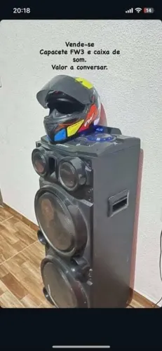 Som e capacete todos em boas condições