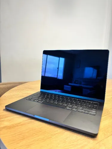 MacBook Pro M4