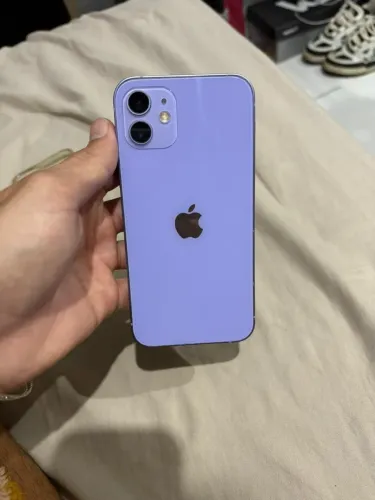 iPhone 12 seminovo