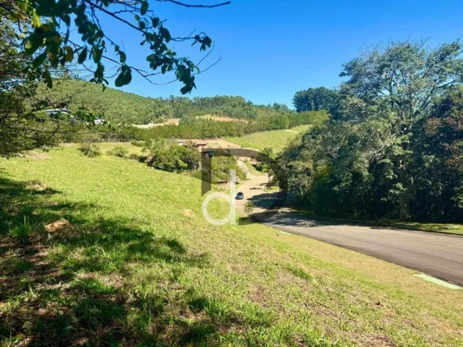 Terreno à venda no Condomínio Fazenda São Silvano em Morungaba/SP!!