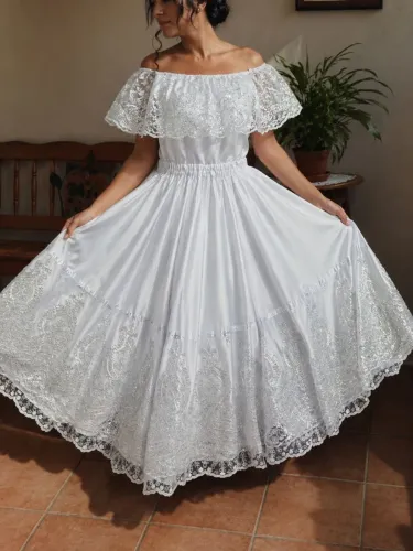 Roupa de Santo Saída de Camarinha