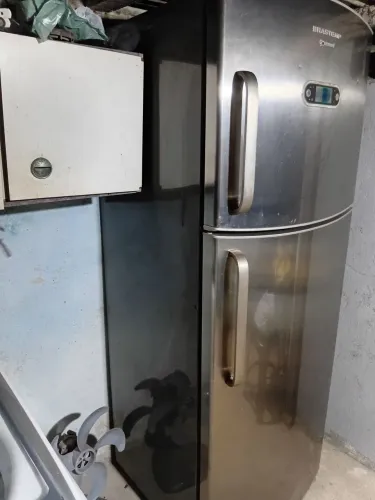 Vende-se geladeira dúplex frosfree