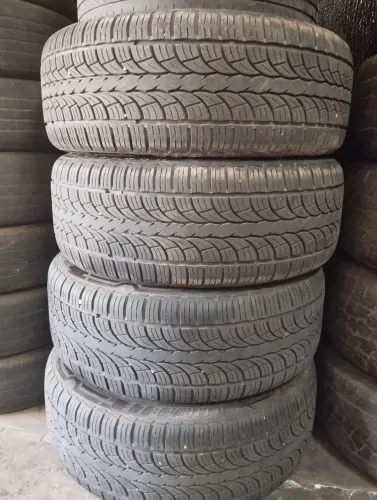 Pneu Durable 265/40R22 usado
