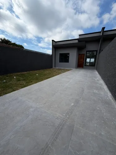 (A.P) CASA A VENDA 100% parcelada (1.400 por mês) EM CURITIBA