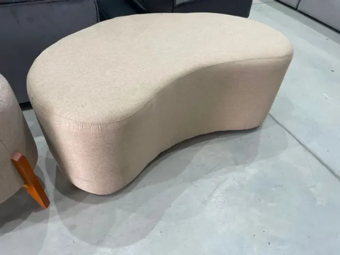 PUFF ORGÂNICO LINHO AREIA (OFERTA DE ÚLTIMA PEÇA)