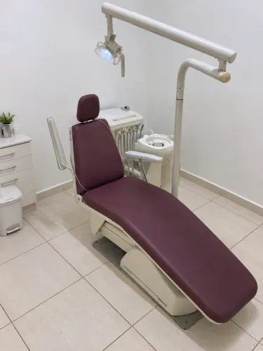 Vendo Cadeira Odontológica Usada/Marca Dabi