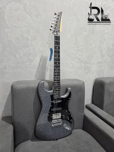 Guitarra Seizi Fun Katana Musashi hss Sparkle Gloss