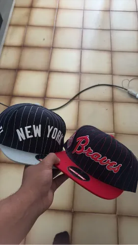 bonés