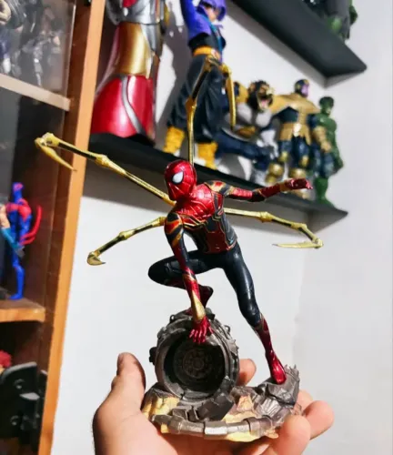 Figure homem aranha