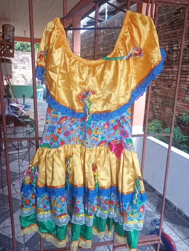 Vendo vestido junino 