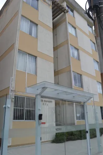 Alugo apartamento de 1 quarto semi mobiliado no Kobrasol