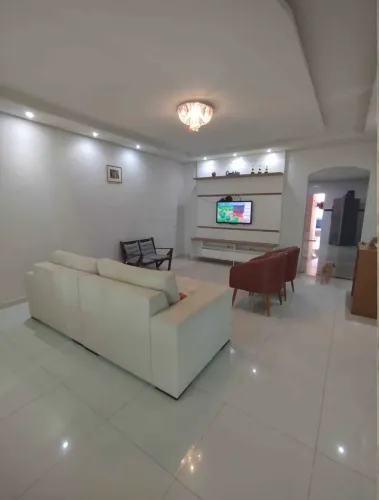 Vendo casa em Marituba no Centro // RC
