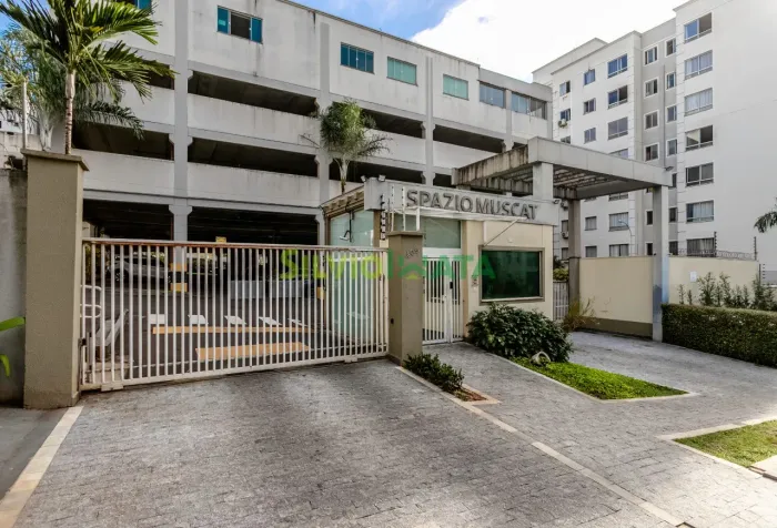 EXCELENTE APARTAMENTO DE 02 QUARTOS SENDO 01 SUÍTE, SEMI MOBILIADO, PARA MORAR NO LOTEAMEN
