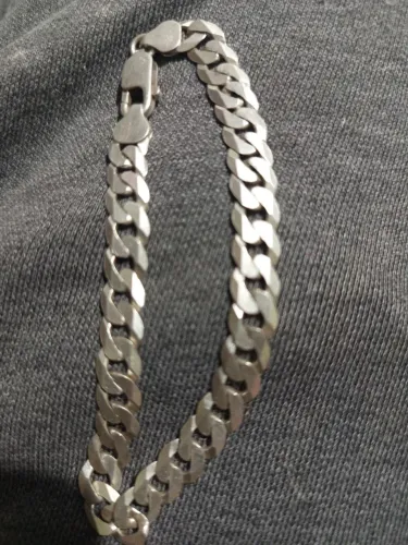 Linda pulseirade prata, escama de peixe 8mm