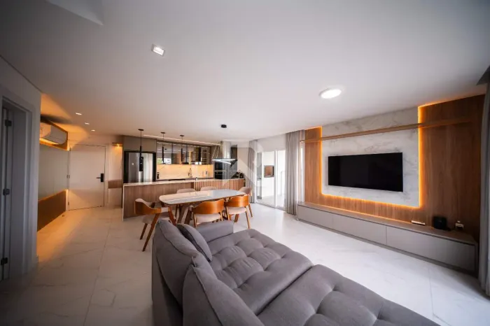Cobertura Mobiliada em Cond. Clube com 3 suítes e 181m2 para aluguel - Ecoville, Curitiba
