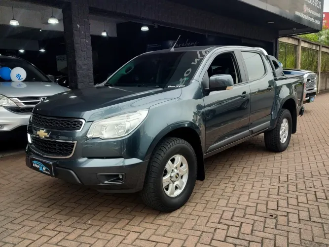 Chevrolet S10 Pick-up 2.4 MPFI 8V 128cv CD 4P 2014