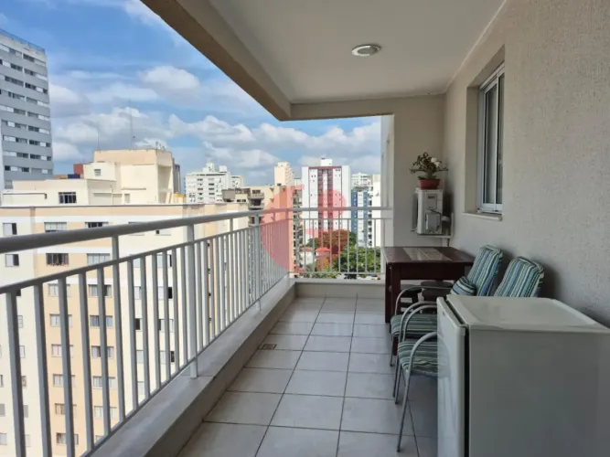 Apartamento mobiliado e reformado para locação no condomínio Giardino 2 quartos sendo 1 su