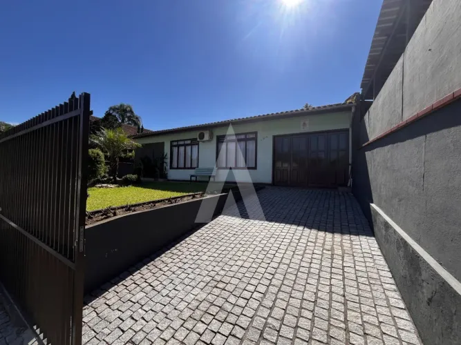 Casa de 4 quartos no bairro Atiradores com 139.02 m².