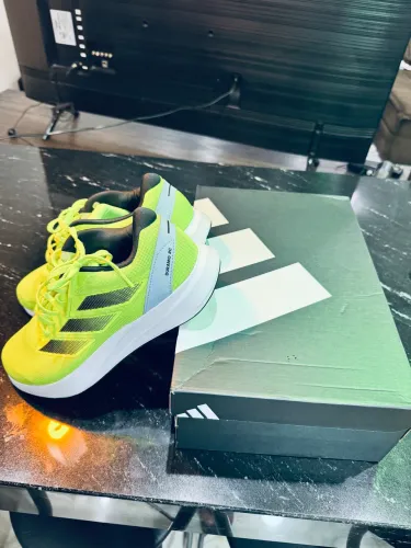 Tênis Adidas ORIGINAL n°42
