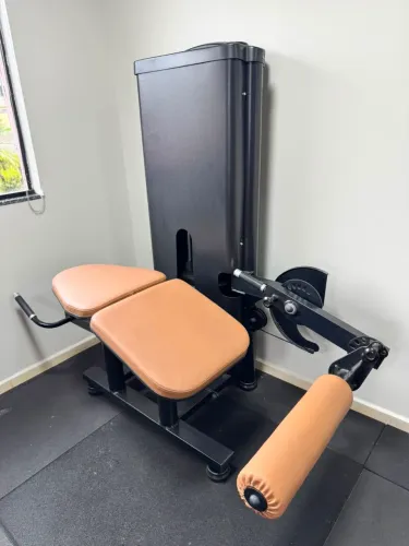 vendo aparelhos musculação