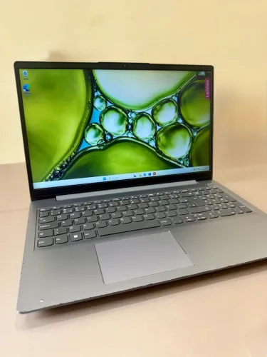 Notebook Lenovo i3 de 11 Geração