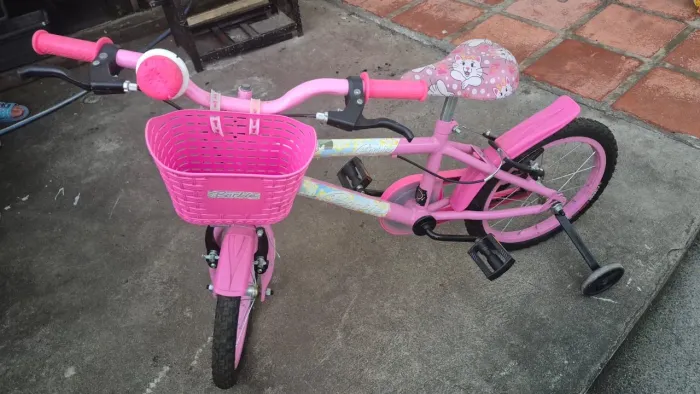 ? BICICLETA INFANTIL BARBIE - LINDA! ?