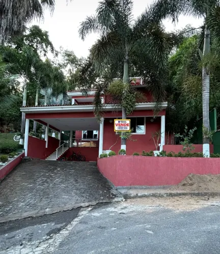 LINDA CASA A VENDA NO CONDOMÍNIO VILA REAL / RIO DA PRATA / CAMPO GRANDE / RJ