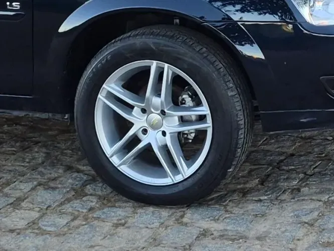 Rodas R 15 com pneus seminovos