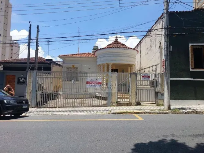 Casa em Centro Taubaté - São Paulo