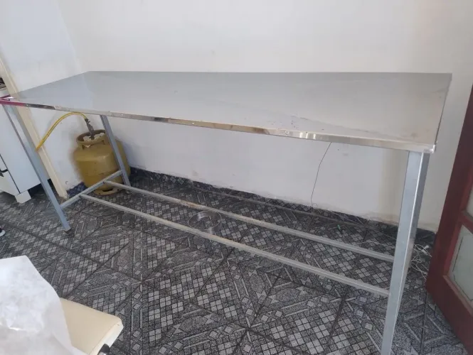 Mesa Inox