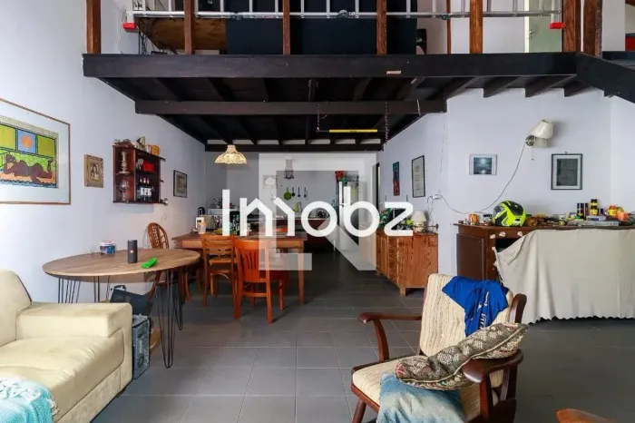 Casa à venda - Rua Ribeiro do Vale - São Paulo - SP - CEP: 04568-000