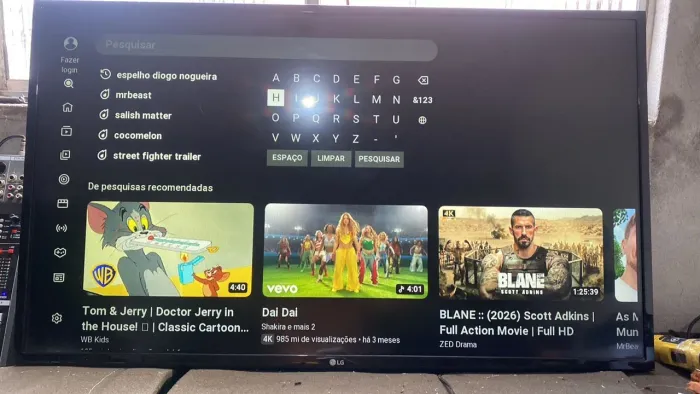 Vende-se uma TV 43 polegadas smart tudo funcionando LG