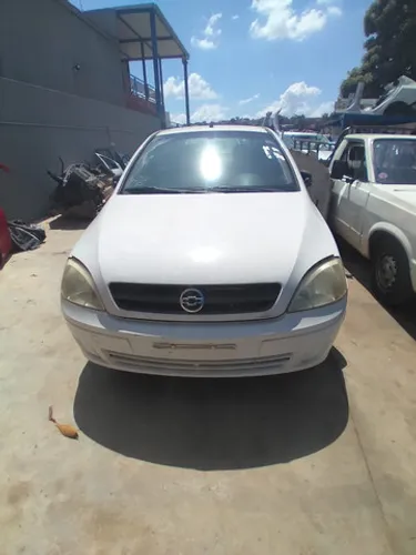 GM Corsa Sedan 1.8 2003/2004 flex