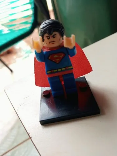 Boneco miniatura Superman