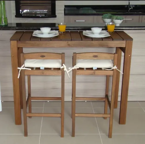 Conjunto Aparador Banquetas e Almofadas