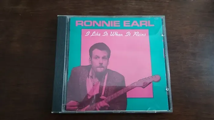 CD - Ronnie Earl - I Like It When It Rains